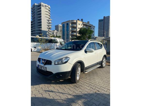 Sahibinden Nissan Qashqai 1.6 Tekna Pack 2011 Model  191.000 km Beyaz