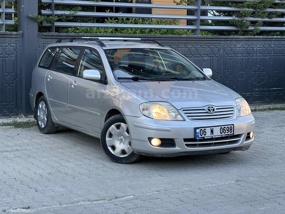 Station Wagon Toyota Corolla 1.4 D-4D Terra 2006 Model Manuel