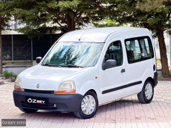 Masrafsız Kangoo 275 Bin Km Tek Bagaj 4.5 Parça Boyalı