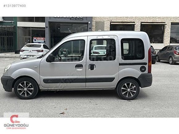 2011 MODEL HATASIZ KANGOO