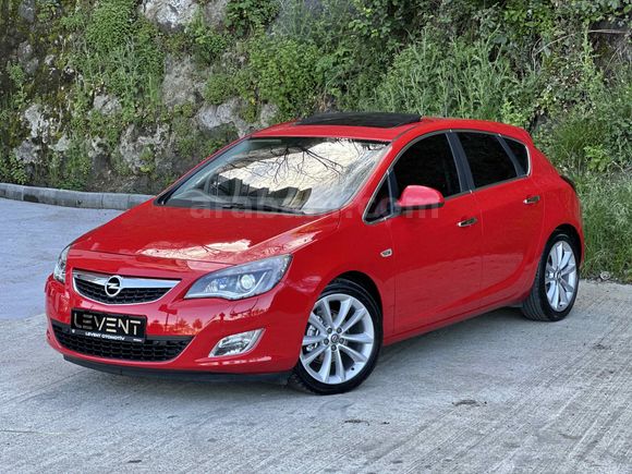 LEVENT OTOMOTİV'DEN ASTRA J 1.4T COSMO STİLL OTOMATİK~SUNROOF