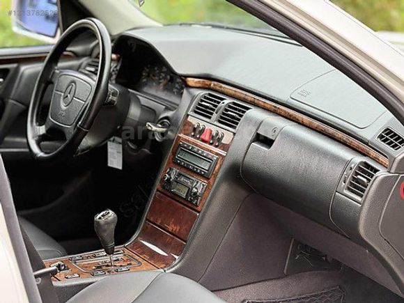 295.000 KM 1999 MODEL OTOMATİK E200 ELEGANCE