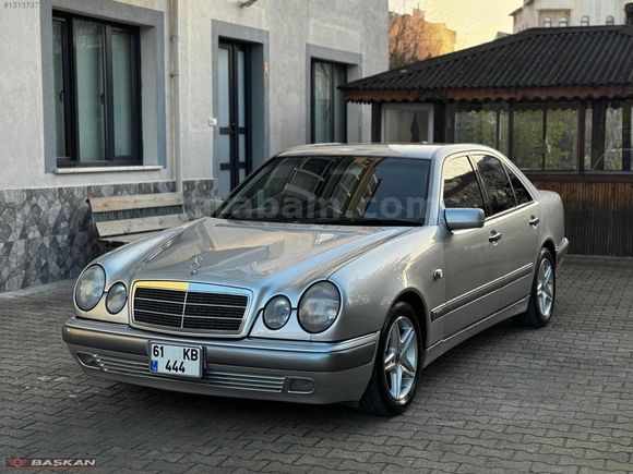 1998 MODEL E220 CDİ EMSALSİZ TEMİZLİKTE HATASIZ