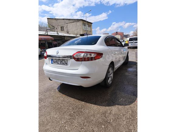 Sahibinden Renault Fluence 1.5 dCi Touch 2015 Model  196.000 km Beyaz