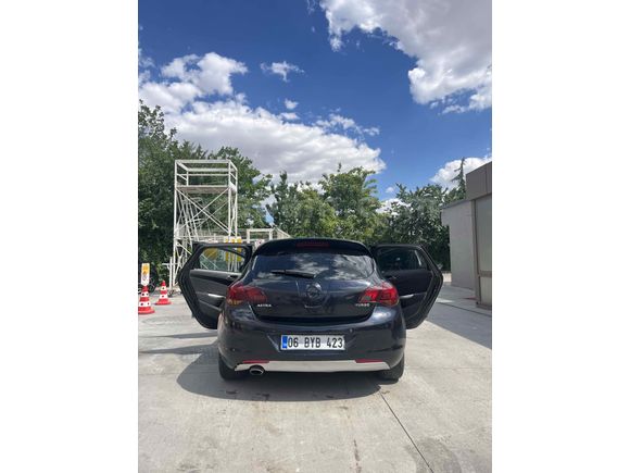 3.SAHİBİNDEN DEGİSENSİZ ASTRA J