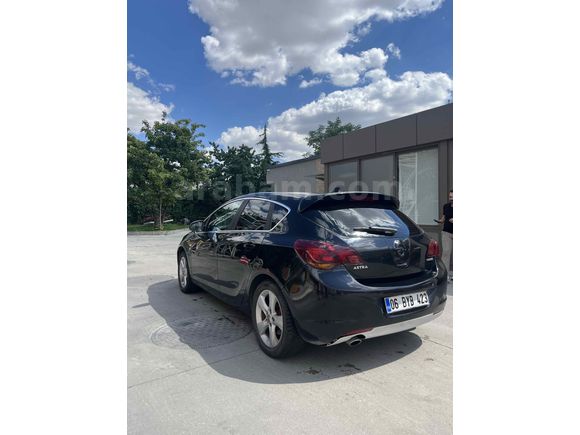 3.SAHİBİNDEN DEGİSENSİZ ASTRA J