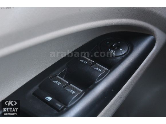 KUTAY OTOMOTİV'DEN 2018 FORD TOURNEO CONNECT 1.5TDCI TITANIUM