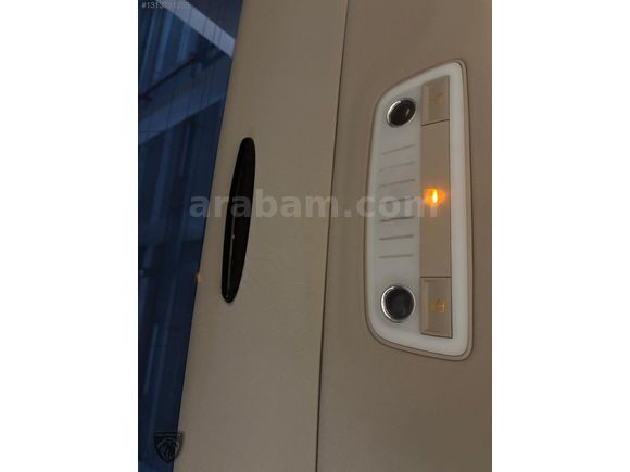 ERCAN YETKİLİ BAYİ 81.500 KM E 180 EDİTİON E OTOMATİK HATASIZ