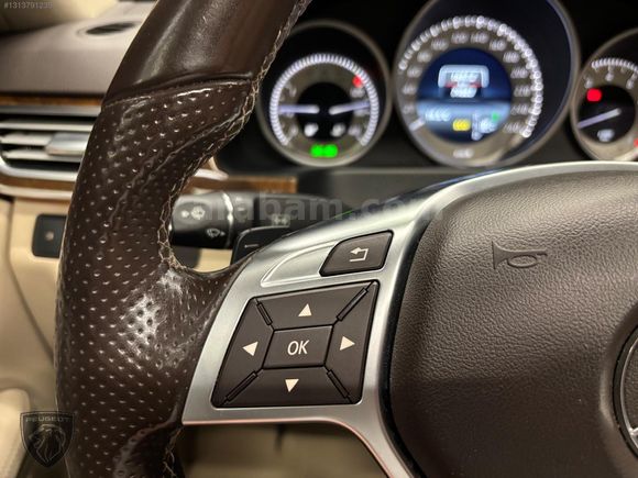 ERCAN YETKİLİ BAYİ 81.500 KM E 180 EDİTİON E OTOMATİK HATASIZ