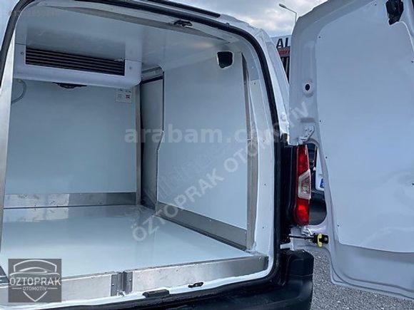 ÖZTOPRAK-2026 OPEL COMBO CARGO EDİTİON XL 1.5 DİZEL +4 FRİGOLU