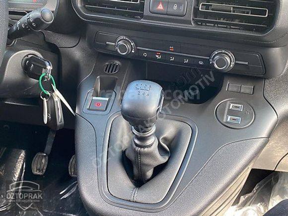 ÖZTOPRAK-2026 OPEL COMBO CARGO EDİTİON XL 1.5 DİZEL +4 FRİGOLU