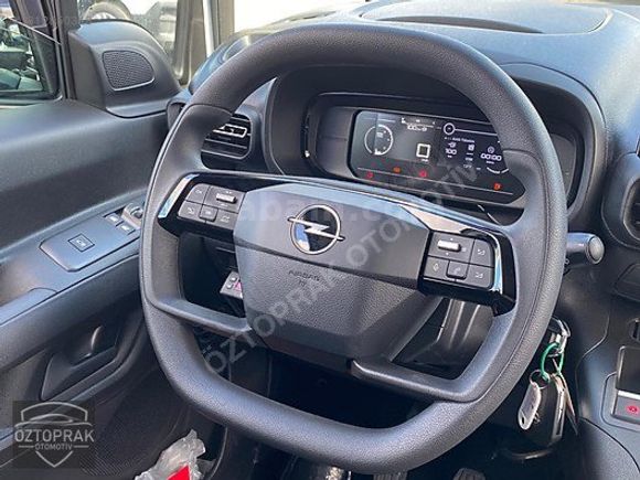 ÖZTOPRAK-2026 OPEL COMBO CARGO EDİTİON XL 1.5 DİZEL +4 FRİGOLU