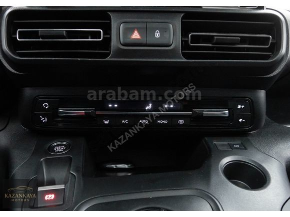 2022 MODEL OPEL COMBO CAM TAVAN 63.000KM 1.5 D ULTIMATE OTOMATİK