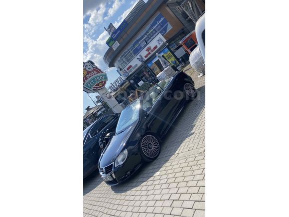 Yaza hazır ilgi odağı cabrio