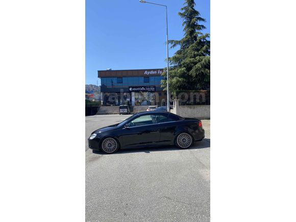 Yaza hazır ilgi odağı cabrio