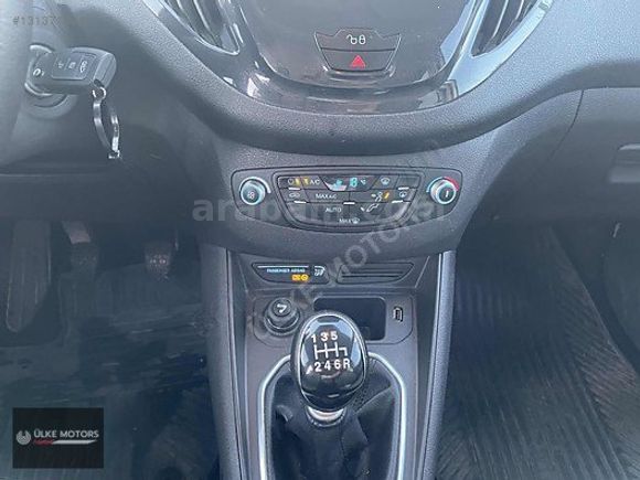ÜLKE MOTORS | FORD COURİER TİTANIUM