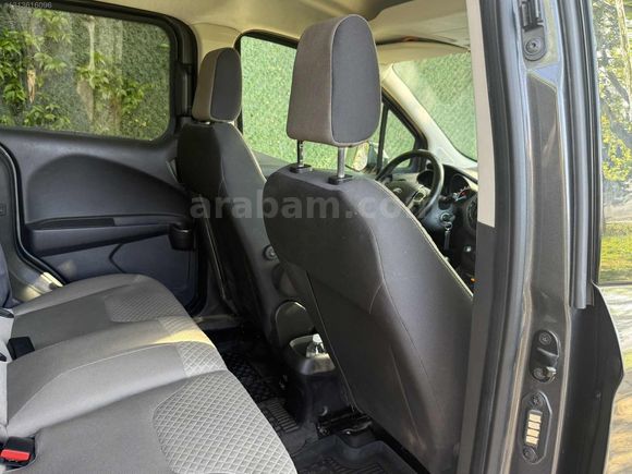 OZER GARAGE'DEN-BOYASIZ-DEĞİŞENSİZ-34 BİNDE-FORD-COURİER