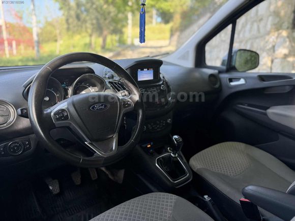 OZER GARAGE'DEN-BOYASIZ-DEĞİŞENSİZ-34 BİNDE-FORD-COURİER