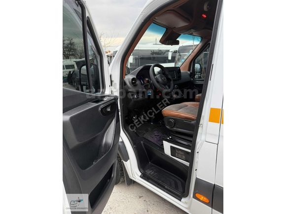ÇEKİÇLER OTOMOTİVDEN 2020 SPRİNTER 19+1 OKUL PAKET SENSÖRLÜ