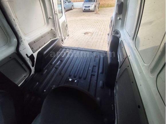 2006 MODEL KANGOO 2 1,5 DCİ 80 BG KLİMALI PANELVAN MUAYENELİ
