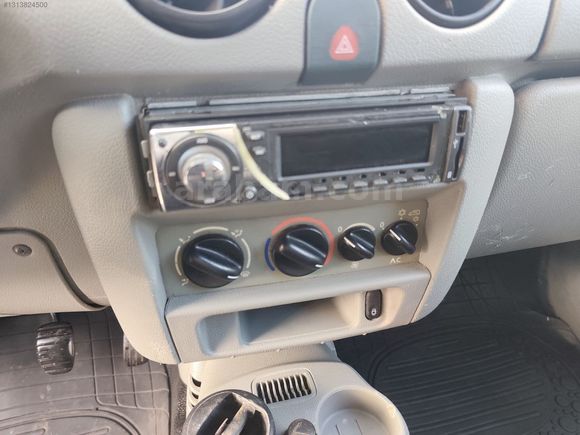 2006 MODEL KANGOO 2 1,5 DCİ 80 BG KLİMALI PANELVAN MUAYENELİ