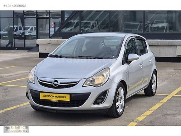 KIBRISCIK//2011 MODEL 1.4 LPG'Lİ TAM OTOMATİK OPEL CORSA TEMİZ