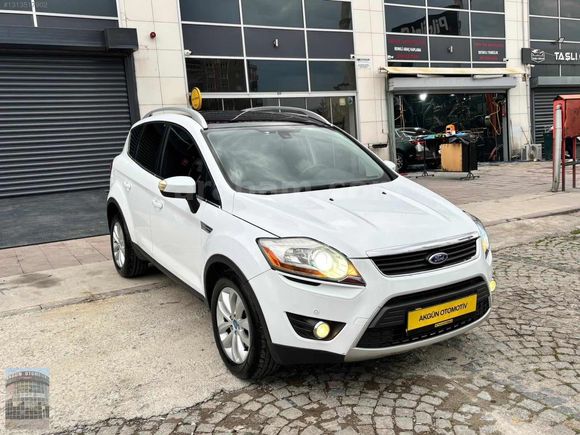 AKGÜN OTOMOTİV PLAZA'DAN CAM TAVANLI KUGA
