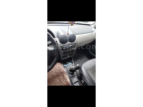 Sahibinden Dacia Logan 1.6 MCV Ambiance 2011 Model