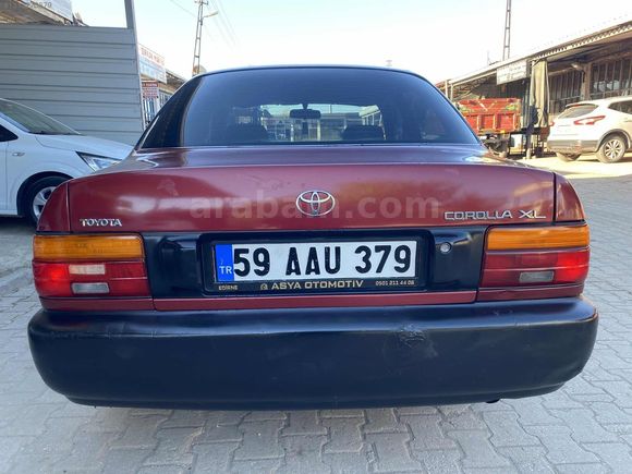 TOYOTA COROLLA 1.3 XL