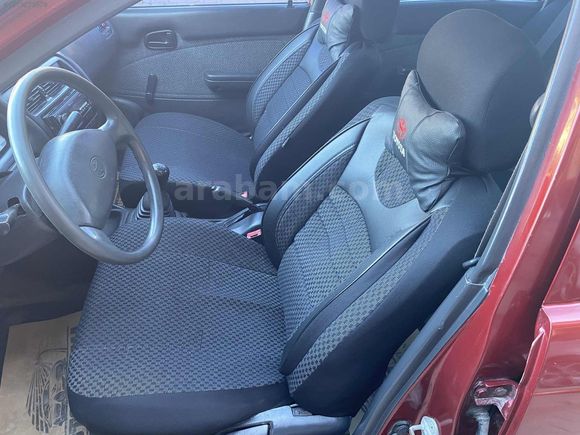 TOYOTA COROLLA 1.3 XL
