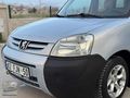 EGE OTO'DAN PEUGEOT PARTNER 2005 1.9 DEĞİŞENİZ ÇEİK JANT