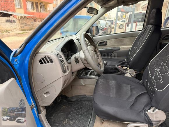 DURMUŞLAR 2006 ISUZU D-MAX 2.5 4x4 BOYASIZ MUAYENE YENİ