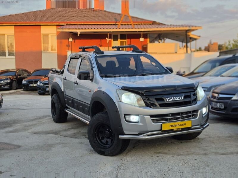 HEYBETSİ DURUŞ, TAM DONANIM! ISUZU D-MAX OFF-ROAD SEVENLERE 4x4