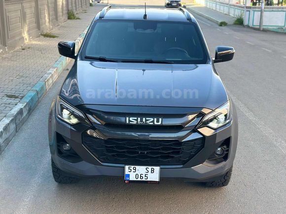 OFLUOĞLU'DAN 2025 ISUZU D-MAX EKSTRA'LI