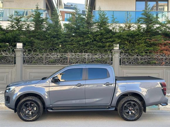 OFLUOĞLU'DAN 2025 ISUZU D-MAX EKSTRA'LI