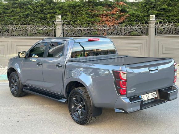 OFLUOĞLU'DAN 2025 ISUZU D-MAX EKSTRA'LI