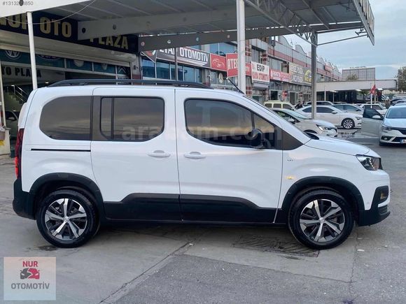 2023-1.5-BLUEHDİ-130-GT-CAM-TAVAN-EN-DOLUSU-OTOMATİK-PAZARLIKSIZ