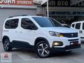 2023-1.5-BLUEHDİ-130-GT-CAM-TAVAN-EN-DOLUSU-OTOMATİK-PAZARLIKSIZ