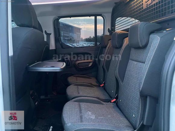 2023-1.5-BLUEHDİ-130-GT-CAM-TAVAN-EN-DOLUSU-OTOMATİK-PAZARLIKSIZ