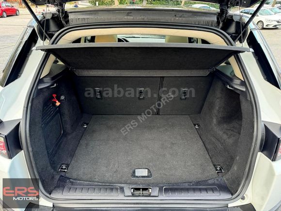 SADECE 93 BİN'KM de Range Evoque CAMTAVAN + ISITMA + MERİDİAN