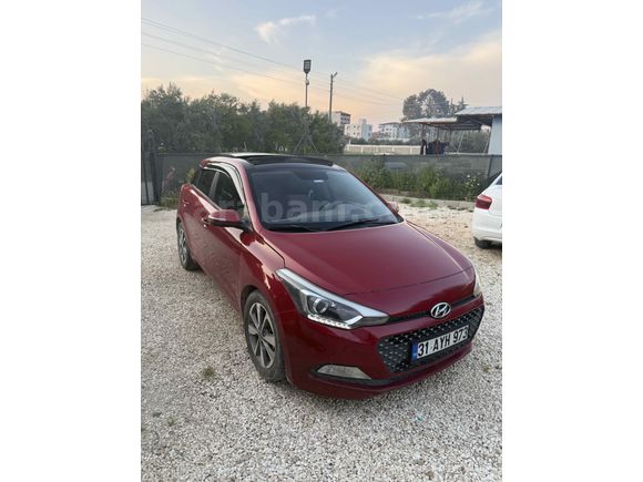 Cam tavanlı full peket biniciden temiz i20