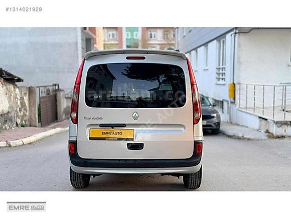 2011 MODEL RENAULT KANGOO (6) İLERİ 110 HP KK.12 TAKSİT
