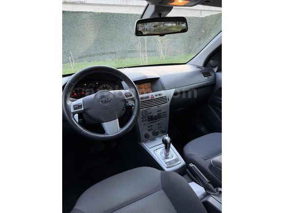 BOZTAŞ AUTO'DAN 2012 MODEL OPEL ASTRA 1.3CDTİ ENJOY 180.KM