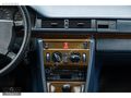 'GALATA' 1990 MERCEDES-BENZ 200 E