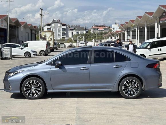 1.8 HYBRİD FLAME X PACK SUNROOFLU BAKIMLI