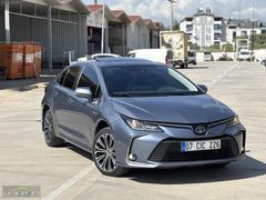 1.8 HYBRİD FLAME X PACK SUNROOFLU BAKIMLI