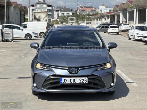 1.8 HYBRİD FLAME X PACK SUNROOFLU BAKIMLI