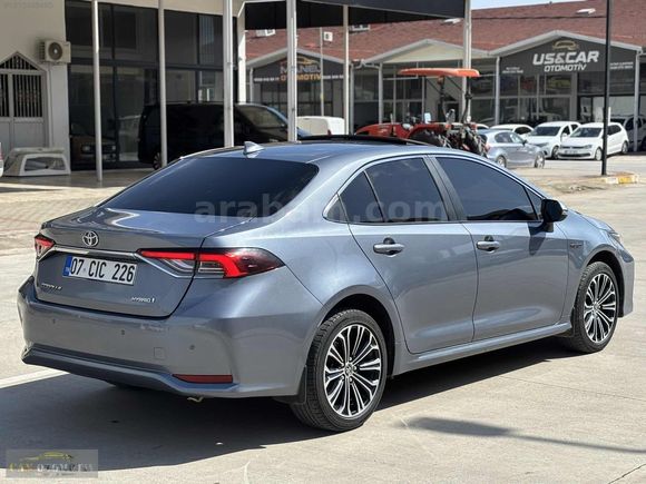1.8 HYBRİD FLAME X PACK SUNROOFLU BAKIMLI