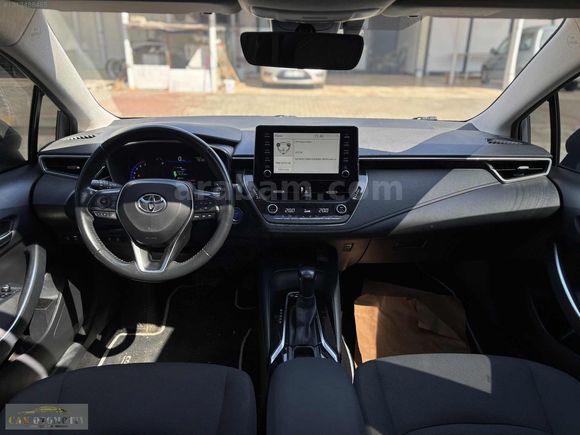 1.8 HYBRİD FLAME X PACK SUNROOFLU BAKIMLI