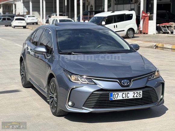 1.8 HYBRİD FLAME X PACK SUNROOFLU BAKIMLI